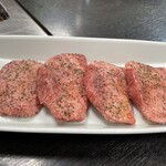 ソウル - ここの厚切りタンは旨い