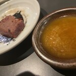焼肉ホルモン 風土. - 新鮮レバーの炙りネギ塩
      ＊知床牛の捌き立てのレバーをサッとあぶり、特製のネギ塩ソースで