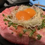 焼肉ホルモン 風土. - 和牛カルパッチョ
      ＊びえい和牛外モモのシキンボ使用