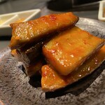 焼肉ホルモン 風土. - 自家製キムチ
      ＊焼きナスのキムチ