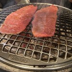 焼肉ホルモン 風土. - 赤肉盛り合わせ
      ＊ミスジ、カイノミ、肩ロースカブリ、USプライムハラミ、和牛サガリ