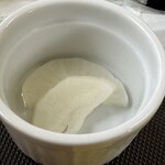 古民家レストラン 棚田カフェ ごんべい - チッコライスバーガー の お漬物　(2024/03)