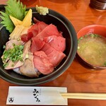 焼津港 みなみ - お手軽にマグロを食べるなら、みなみさんです