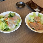 ステーキハウス寿楽 - 野菜サラダとセットの野菜サラダ