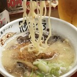 鹿児島ラーメン 豚とろ - 中細ストレート麺