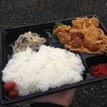 青葉 - 唐揚弁当390円☆（第三回投稿分②）