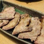 Yaki Shiomiya - 