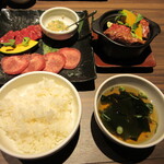 銀乃しゃり - 料理写真:【牛タンハラミ食べ尽くし定食　２３８０円】