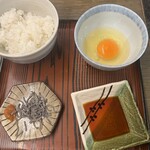 Motsuyaki Motsufuku - 紀泉農場の赤卵ごはん
