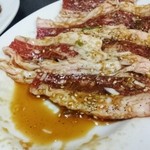 焼肉 栄養楼 - ロース