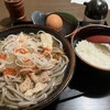 Michinokutei - 冷たい肉そば、一味唐辛子たっぷりとかけて美味しい