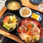 お魚食堂 かど家 大正駅前店 - 