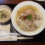 らーめん 鉢ノ葦葉 - わんたん麺（1,550円）
            熊野地鶏の釜炊き味ごはん（300円）