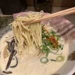 tonkotsura-mensemmondainagoyaichibanken - 博多麺