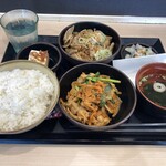 ゆで太郎 もつ次郎 - 着丼・合い掛けモツ定食（¥1,150）
