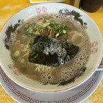 とんこつラーメン よかろうもん - 