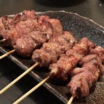 焼き鳥　もつ焼き　青山 - 