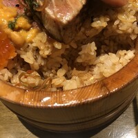焼うお いし川 名古屋 - 築地最強の炙り丼:4280円/中まで味付け 焼うお いし川 名古屋 - 築地最強の炙り丼:4280円/中まで味付け