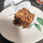 一夜城 ヨロイヅカ・ファーム - ヌスショコラーデ