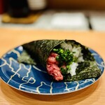 ひょうたんの回転寿司 - ひょうたんの回転寿司　中落ち鮪ネギトロ（506円）