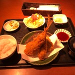 AKARI DINING - アジの梅しそフライとオニオンフライ定食
