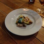 フンギ堂 - タコ頭と水ナスのサラダ