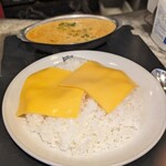 東京ボンベイ - マウンテンカレー　チーズトッピング