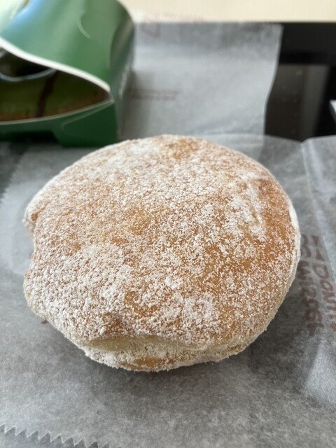 mister Donut Shinjuku Yasukunidori Shop photo 4