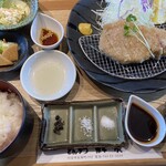 呑めるとんかつ屋 林家 - 