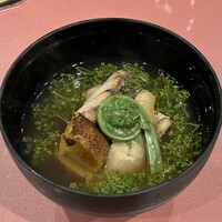 日本料理秀たか - 蕪 氷見の寒鰆 筍 炙りカラスミ 花山椒