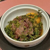 日本料理秀たか - 未経産サーロインのすき焼き 菜の花 花山椒