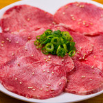 Sumibiyakiniku Horumon Ikora - タン塩