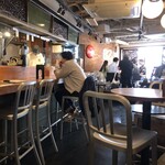 あべのDining BUZZ - 店内