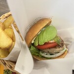 FRESHNESS BURGER - 