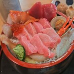 Sushi Dokoro Hishinoki - 市場海鮮丼2000円