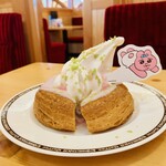 Komeda Kohi Ten - 桜咲く　おぱんちゅうさぎのシロノワール　ミニサイズ