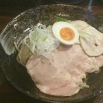 かしや - つけ麺並、チャーシュー増