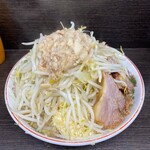Ramen Jirou - ラーメン950円（ヤサイニンニクアブラ）