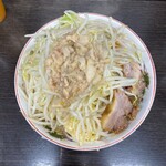 ラーメン二郎 - ラーメン950円（ヤサイニンニクアブラ）