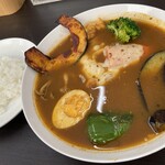 Supu Kare Mun Sanjuu Roku - ベーコンエッグカレー　ライス小　辛さ3