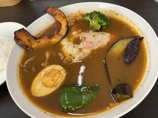 Supu Kare Mun Sanjuu Roku - ベーコンエッグカレー　ライス小　辛さ3