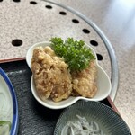 海楽亭 - 人気のからあげ2個も付き