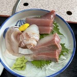 海楽亭 - メジマグロ、鰤、鯛、ホウボウの4種