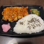 オーケー - 油淋鶏弁当も322円（税込）