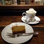 ミロンガ ヌオーバ - カフェ・ウィンナー＆アールグレイのパウンドケーキ