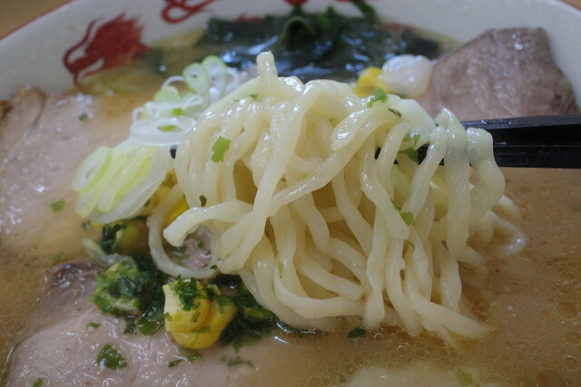 金ちゃんラーメン 白鷹店 - 荒砥（ラーメン）の写真