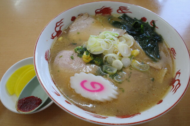 金ちゃんラーメン 白鷹店 - 荒砥（ラーメン）の写真