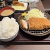 肉屋食堂 たけうち 蕨店