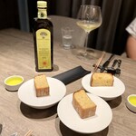 TOSAGE - ブリオッシュとオリーブオイル