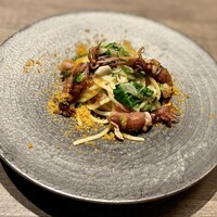 TOSAGE - ホタルイカと唐墨のペペロンチーノ
                    なんだろう、ホタルイカのペペロンチーノは食べたことがあるけど、ココのは美味しすぎます！たっぷりの唐墨の旨味がまた濃厚でたまりません！